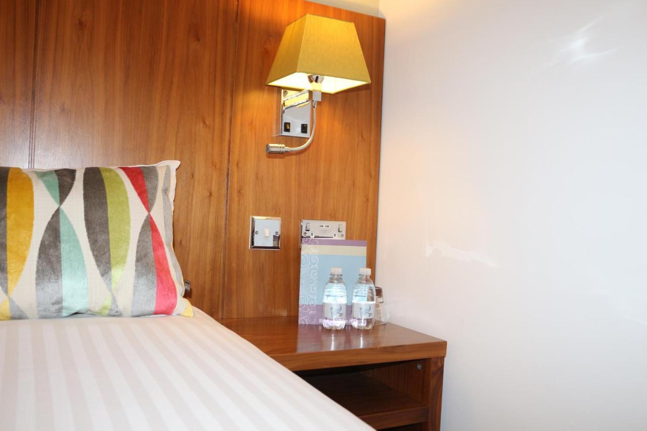 The Woodlands Event Centre Hotel Wyboston Ngoại thất bức ảnh